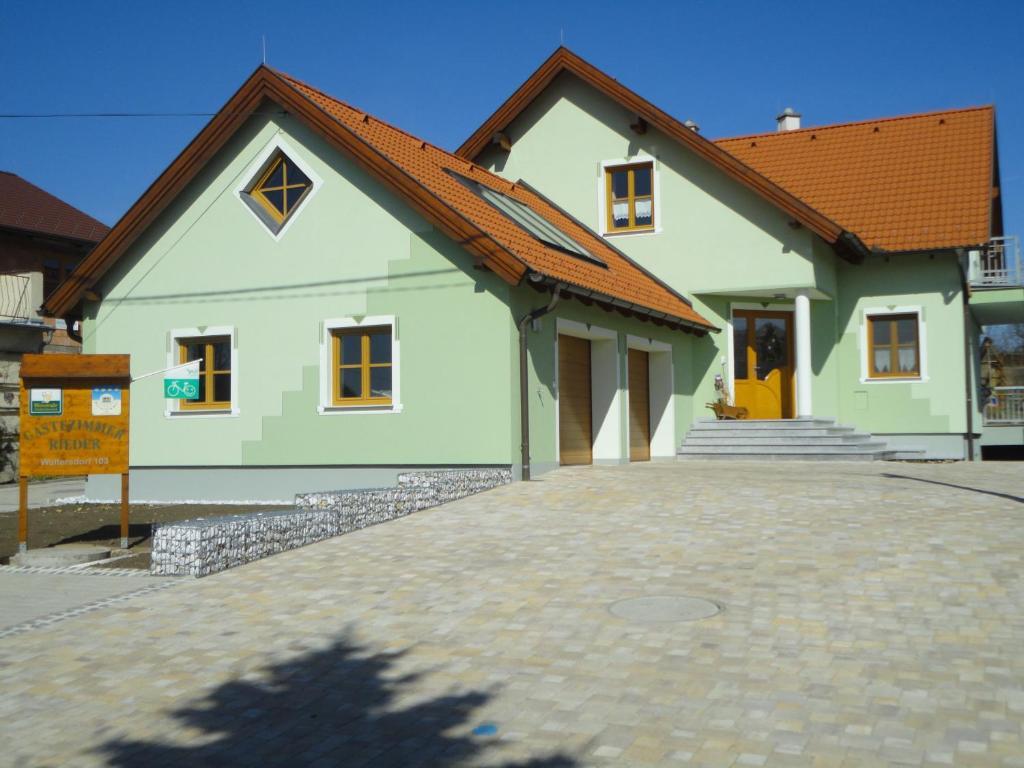Gaestezimmer Rieder Staatz Екстер'єр фото